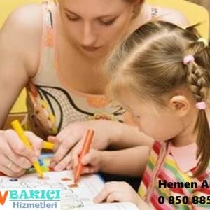 İzmir Menemen’de İngilizce Bilen Çocuk Bakıcısı Aranıyor