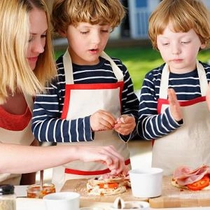 Çalışan Aile İçin Çocuk Bakıcısı Arıyoruz!