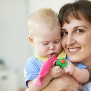 Yatılı Bayan Bebek Bakıcısı