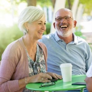 Yardımcı Bayan Eleman - Kuşadası