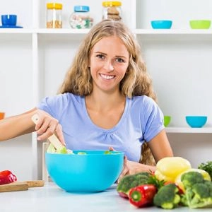 Yardımcı Bayan Eleman - Roma